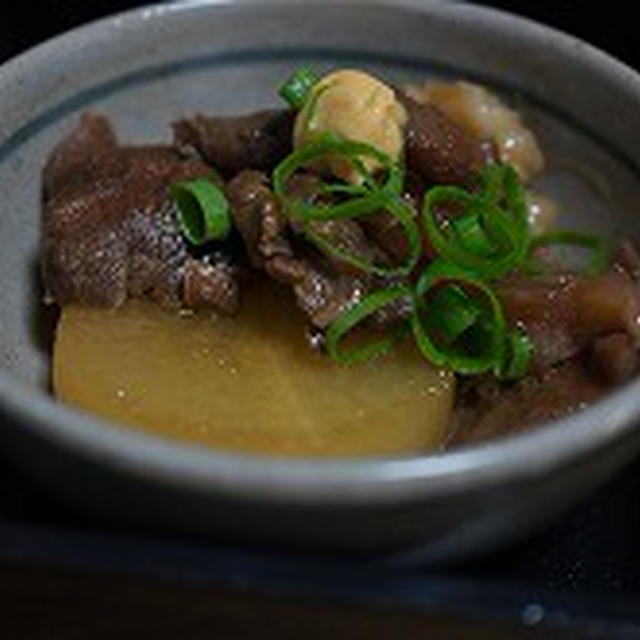 牛筋と大根の柔らか旨煮（レシピ付き）