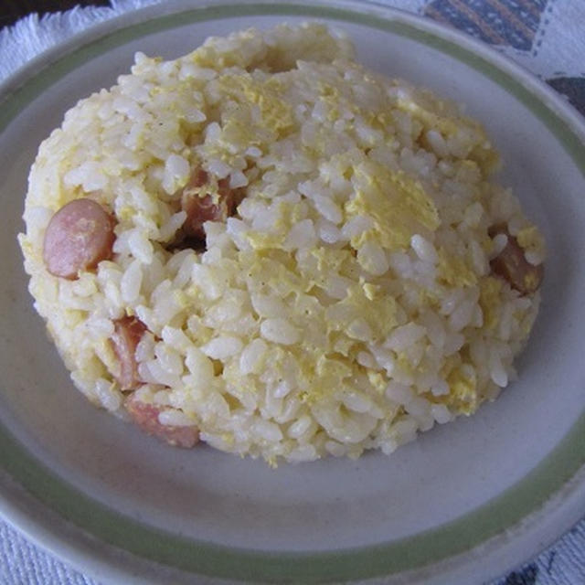 レンジで簡単　おひとり様チャーハン