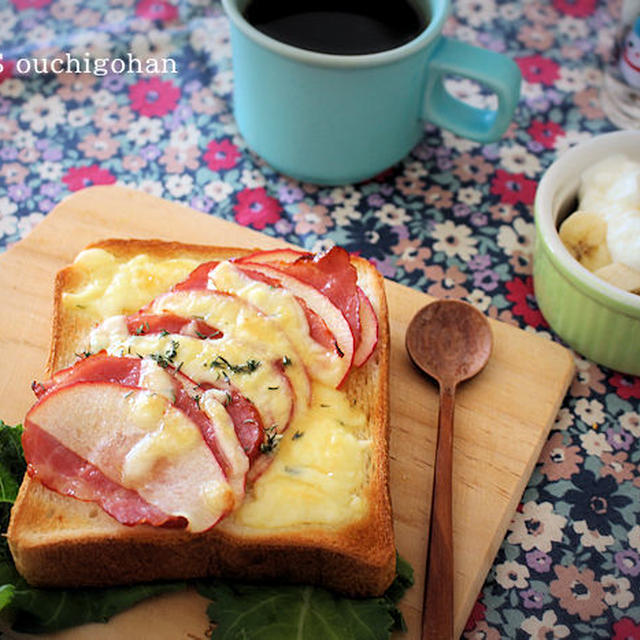 朝ごはん＊りんごチーズトースト、年賀状を考える