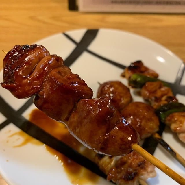 焼鳥で日本酒を、銀座「ニュー鳥ぎん」で昼から一献