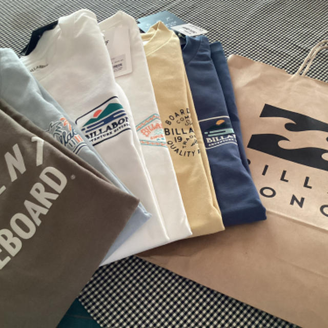 今から何を着る？とりあえず長袖Ｔシャツを買う