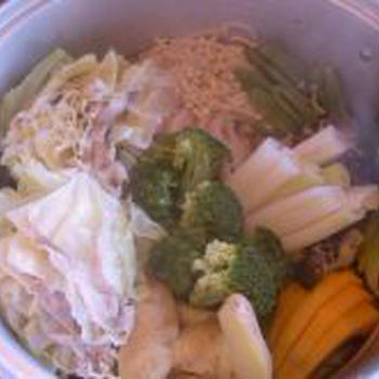 昨日のうちごはん。。蒸し野菜～