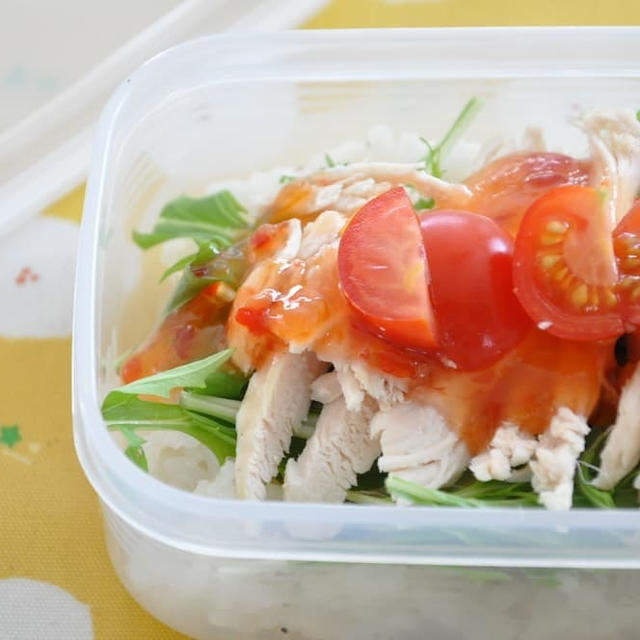 おかずが一品でも成り立つ！「海南風チキンライス弁当」で食費節約