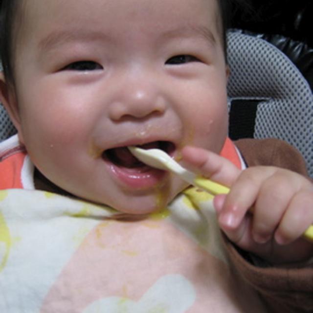 離乳食に苦戦中！！！