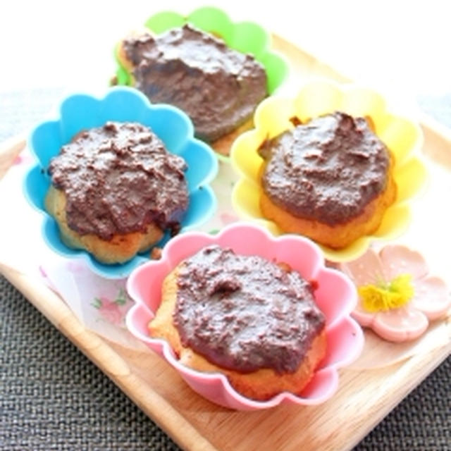 糖質オフ☆ジンジャーチョコのピーナッツカップケーキ