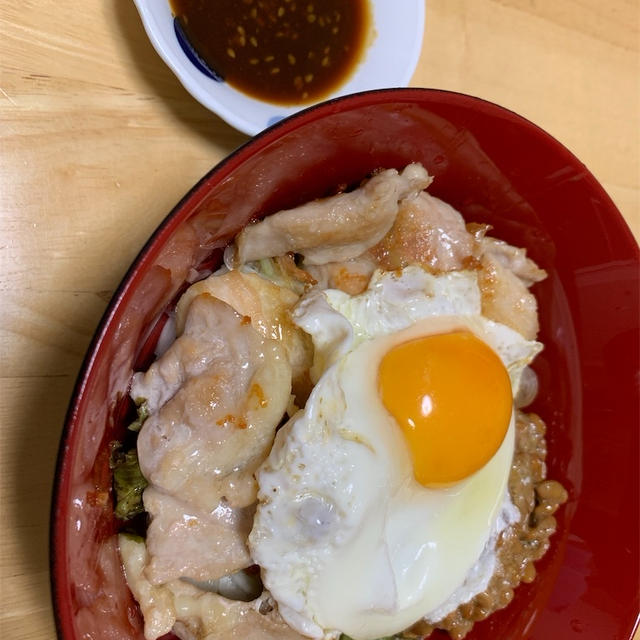 鶏のせせりとむね肉の焼肉丼！ガッツリ食べたいけどヘルシーに！