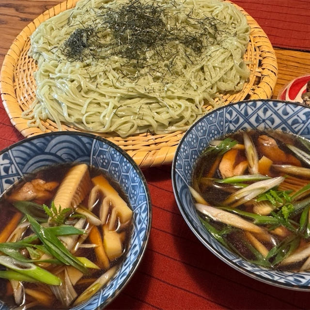 【たけのこうどんと芍薬】
