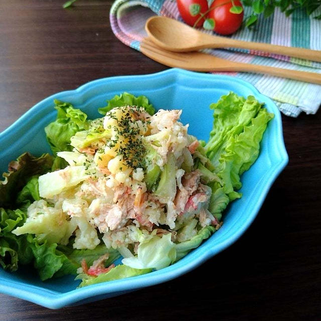 茎や葉も全て使ってエコクッキング☆まるごとカリフラワーのエビチーズサラダ