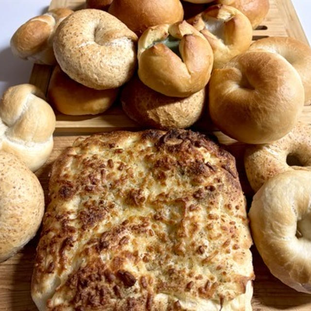 お家時間はひたすらパン作り