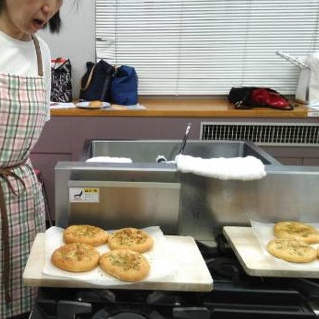 綱島地区センター　お菓子＆パンサークル　ツナシマダムクッキングサークルのご案内