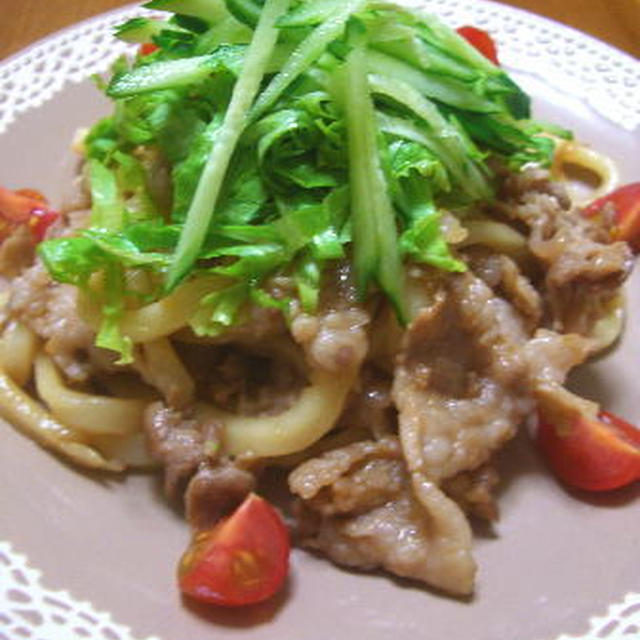 豚肉の生姜焼き風焼きうどん♪