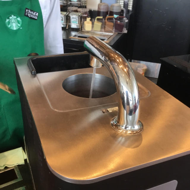 スターバックス リザーブ® クローバー