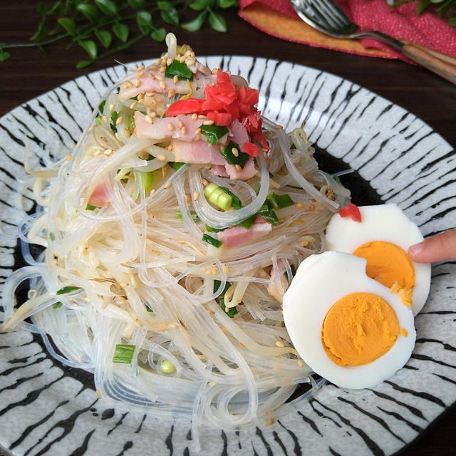 お湯に浸すだけのヘルシーなラーメン☆春雨で、旨塩とんこつ汁なしラーメン〜大分県産味一ねぎ〜