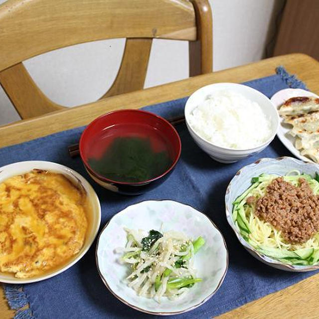 ジャージャー麺と小松菜のナムルでうちごはん（レシピ付）と子供の難病治療