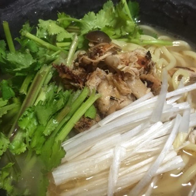 自家製鶏醤油スープラーメン シャトルシェフでなんちゃって白湯スープができちゃった。
