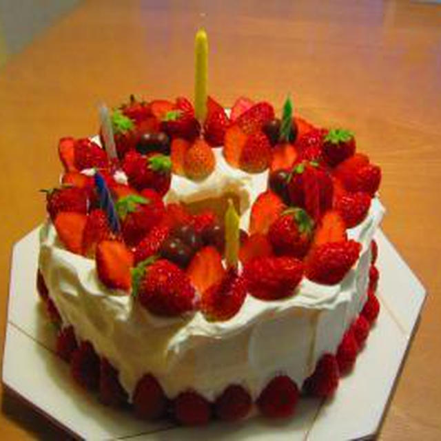 米粉ｼﾌｫﾝでお誕生日ｹｰｷ♪（＾０＾）（＾０＾）♪