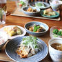 さばの塩焼き、香味野菜。赤梅酢で混ぜごはん。