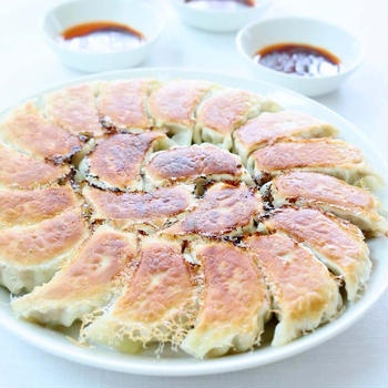 ネギだけで♪甘みが美味しい【長ネギ餃子】