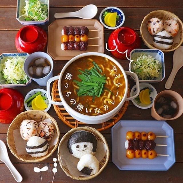 カレーうどん＊顔むすび 朝昼ごはん