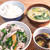 にらもやし炒めとめんつゆでなすの揚げない揚げびたし定食