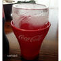 ひんやり冷たい　氷のタンブラーで　コカ・コーラを飲んでみた。