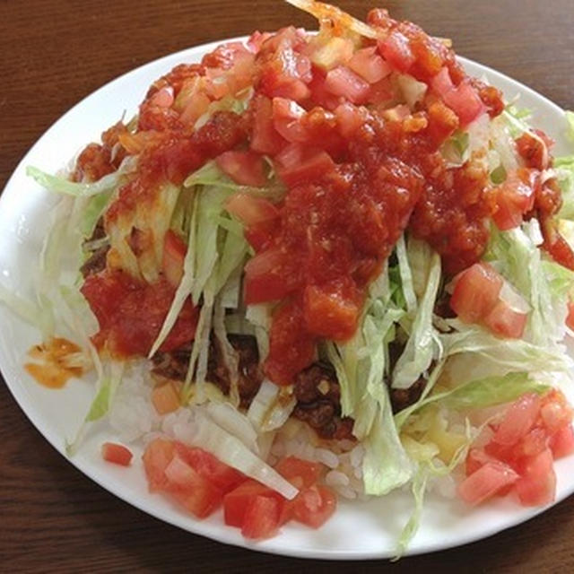 宴会では食べなかった「タコライスチーズ野菜」
