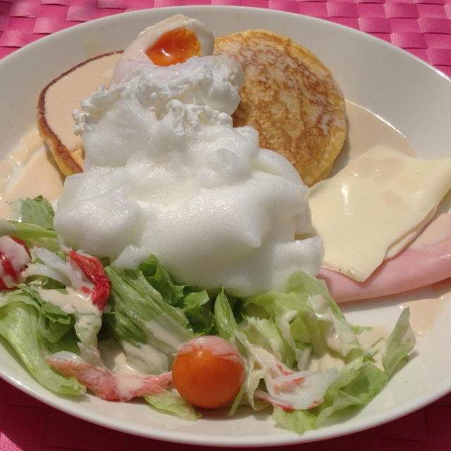 ふわふわ淡雪の甘くないパンケーキ