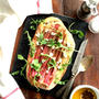 Rhubarb Goat Cheese Flatbreadルバーブピザ