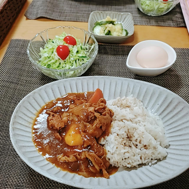 ”豚肉じゃが”からの”豚カレー”の晩ごはん