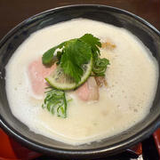 福岡市早良区　豚足から作る、無化調豚白湯スープと全粒粉の平打ち麺　豚白湯創作麺処 友池