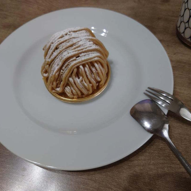 大好きケーキ屋さんの和栗のモンブラン＼(^o^)／＼(^o^)／＼(^o^)／