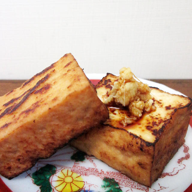 台湾の【味付け厚揚げ】　★　滷油豆腐！！　　