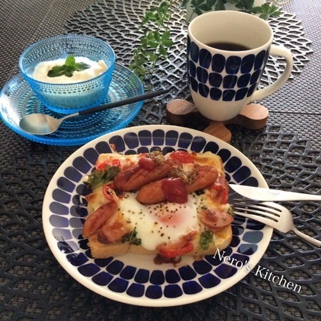 ウインナーごろごろ目玉焼きトースト♪