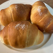 塩バターパンと晩ご飯(イワシの梅煮)