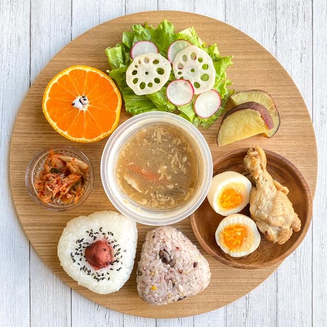 ＊ごろごろ根菜のとん汁おにぎりプレート＊