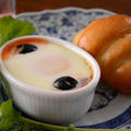 トマトとオリーブのココットで朝ごはん
