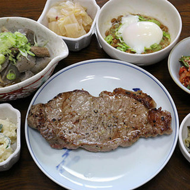 久しぶりの「ステーキ」をメインに晩ごはん