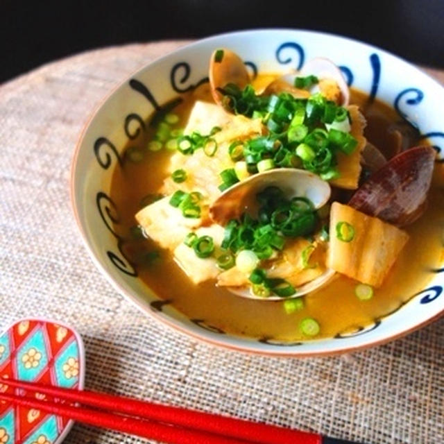 暮らしニスタ掲載☆アサリと豆腐の味噌チゲスープ