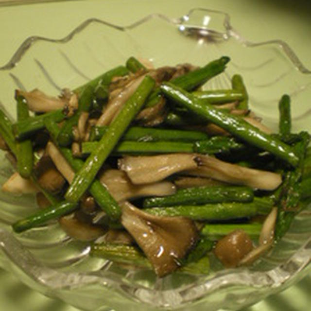 母乳派ママyuyuyuの母乳に優しいレシピ「きのこと野菜の炒め物」