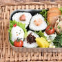 さんかくおにぎり弁当と詰め方