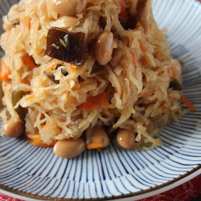 切り干し大根と大豆の煮物