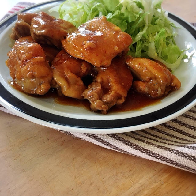 焼いてからめるだけ！ガツンと美味い鶏肉のガーリック照り焼き