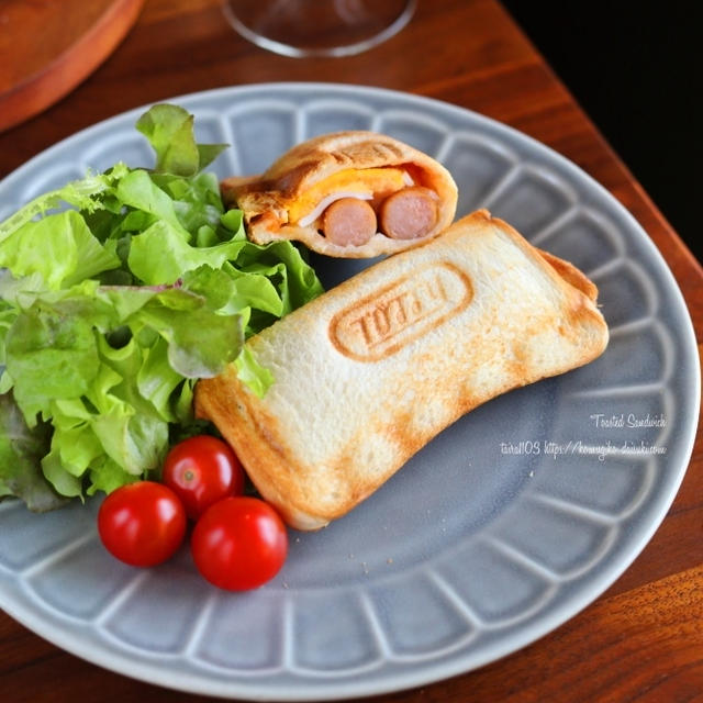食パン1枚用♪小さなホットサンドメーカーを使ってみた！🍞✨