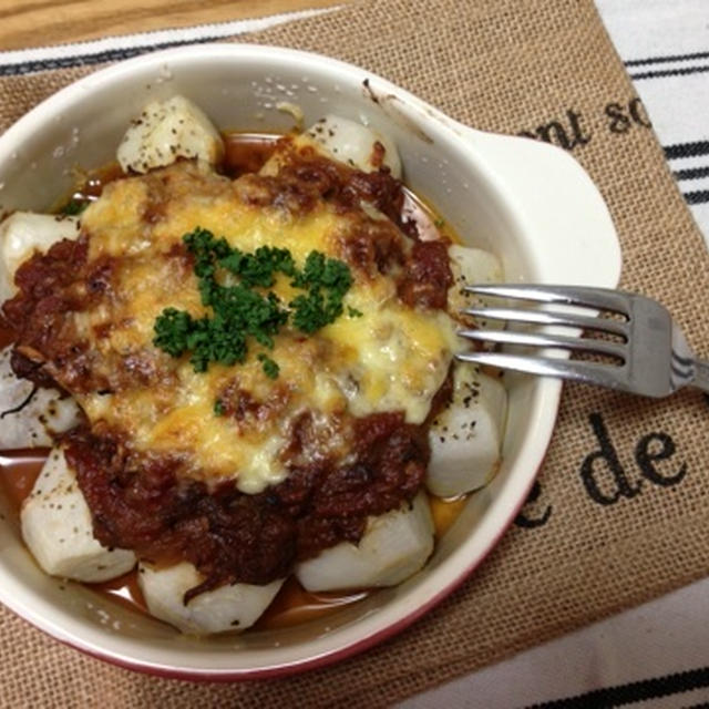 おうちカフェごはん。リメイクレシピ　里芋のほくほくミートソースグラタン