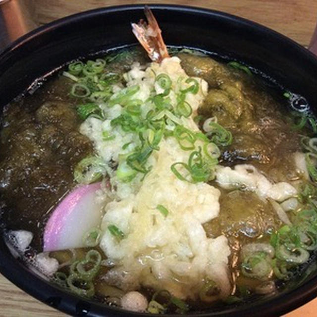 新大阪駅の「天つる」で朝うどん