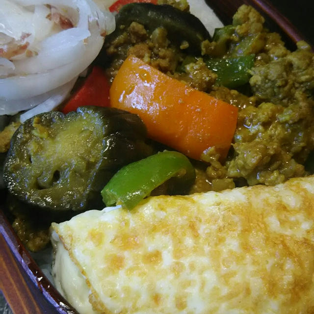 ドライカレー弁当