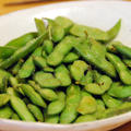 簡単レシピ - ビールのつまみに最高！枝豆の蒸し焼き