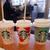スターバックスのクリスマスなカップ、ストロベリー&ベルベットブラウニーモカ
