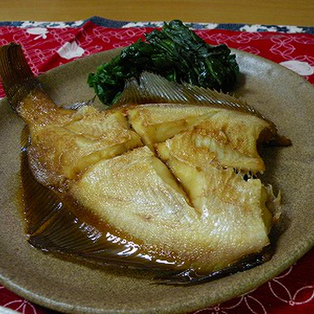 フライパン煮魚…甘じょっぱいカレイの煮つけ