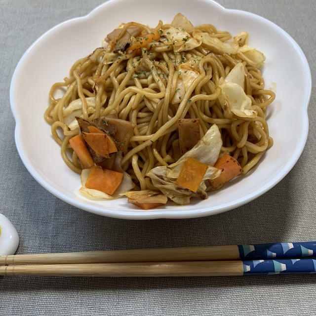 焼きそばをたったひと手間でプロの味に美味しく仕上げる方法